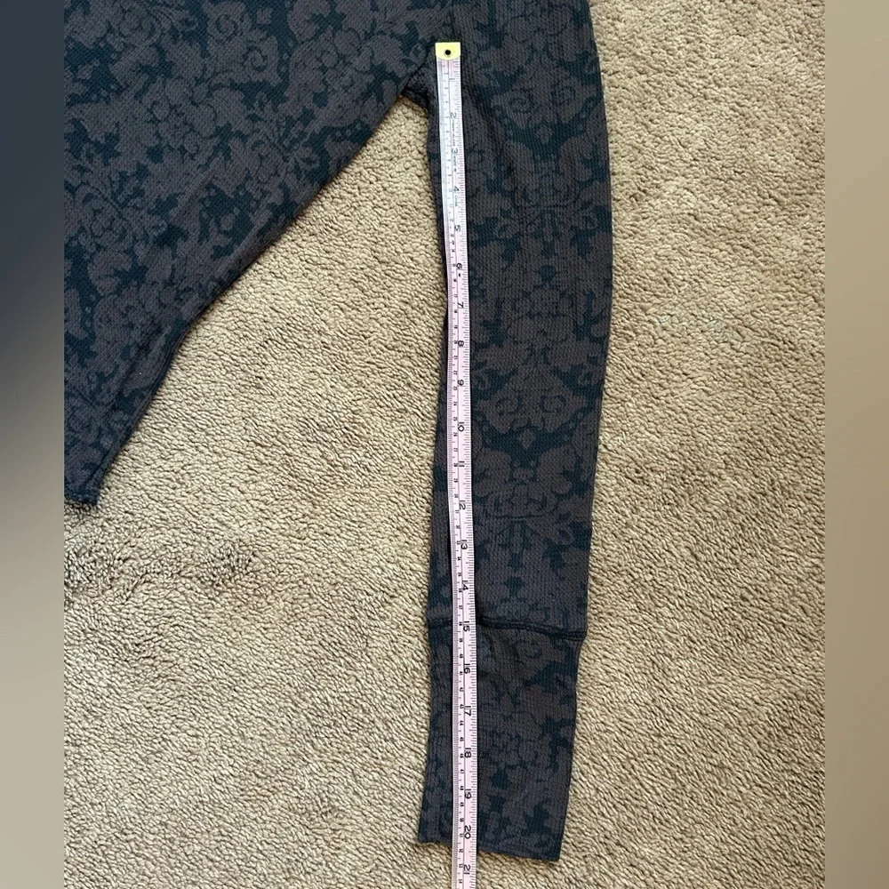 Free People Turtle Neck - Picture 5 of 7